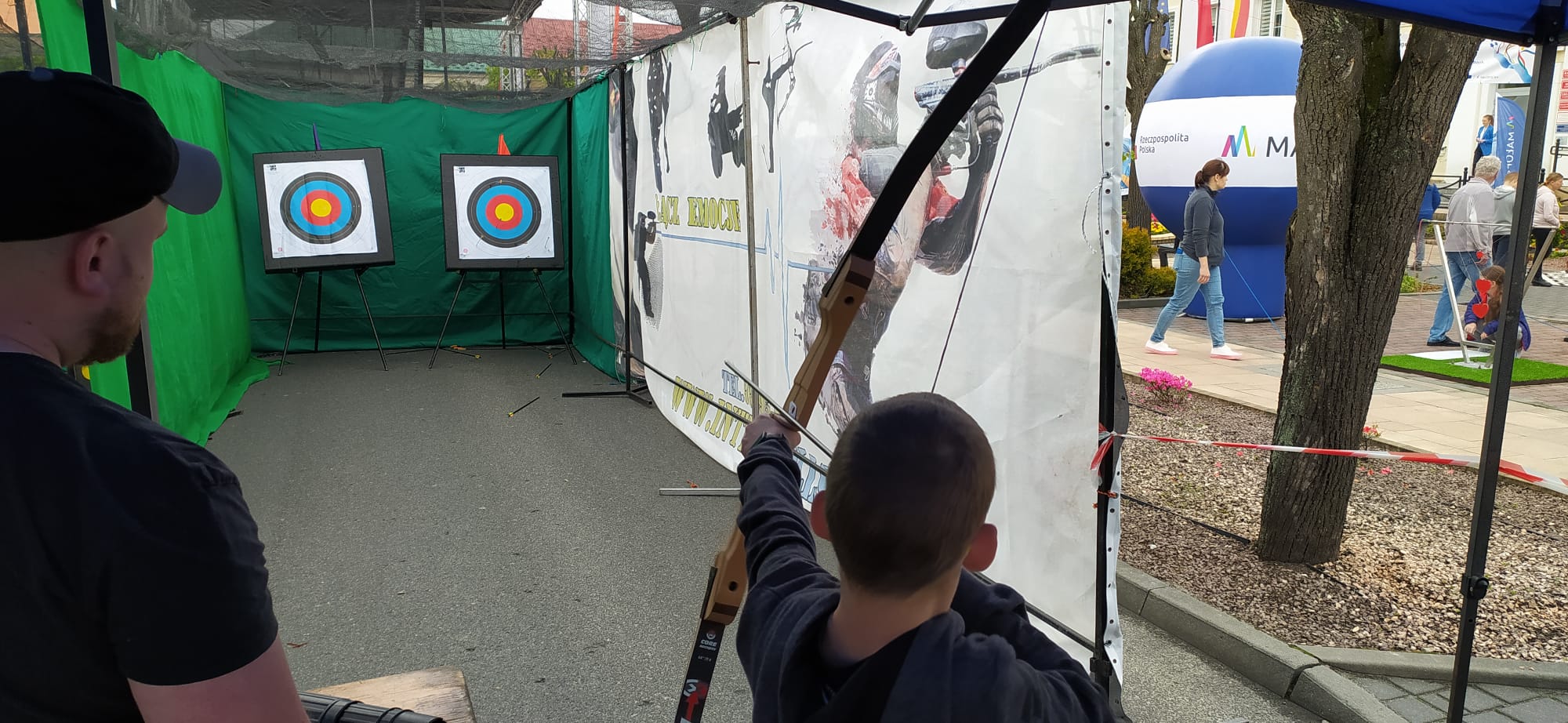 66392158 b37c 45a3 b7b2 157f32623745 Dąbrowa Tarnowska w minioną sobotę była kolejnym przystankiem na trasie plenerowych ,,Rozgrzewek z Funduszami Europejskimi”