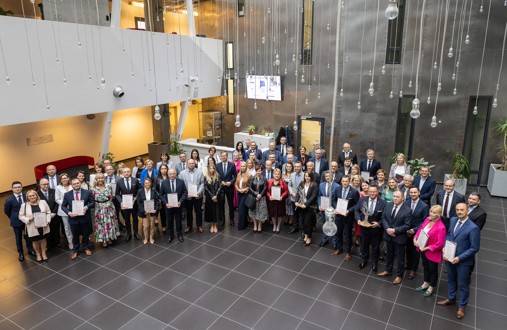 MILE1926 Gmina Dąbrowa Tarnowska z certyfikatem potwierdzającym wdrożenie standardów obsługi inwestora