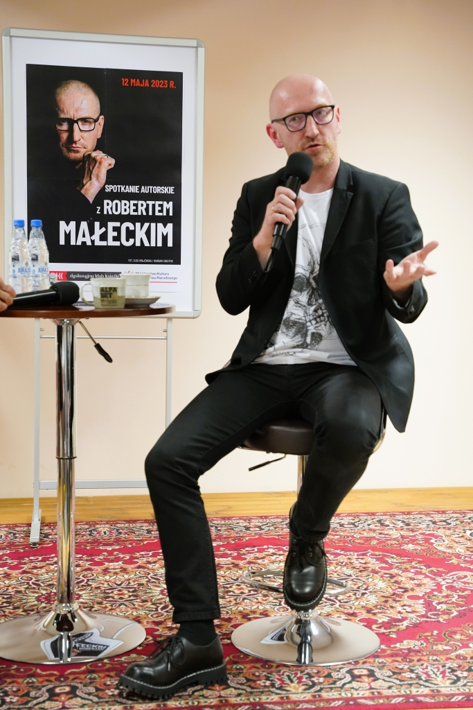 image0031 SPOTKANIE AUTORSKIE Z ROBERTEM MAŁECKIM