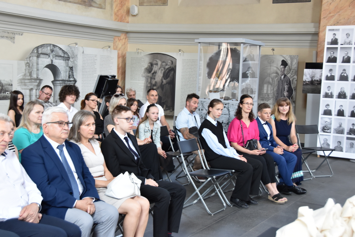 02 DSC 0132 Stypendia Burmistrza Dąbrowy Tarnowskiej