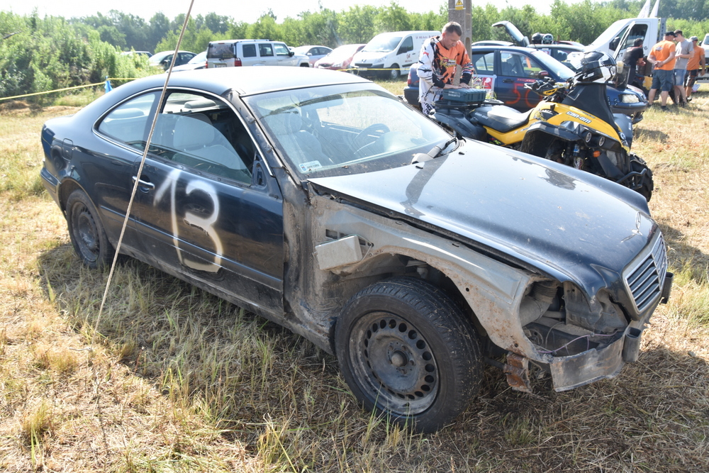 02 DSC 0908 Wrak Race ze wsparciem dla małego Nikodema na ,,lądowisku” w Morzychnie zgromadził tłumy mieszkańców z Powiśla i okolic