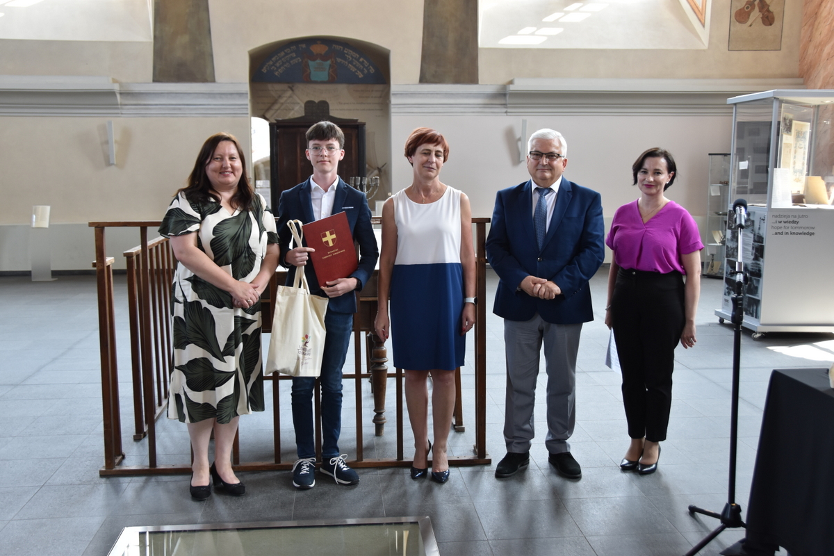 09 DSC 0152 Stypendia Burmistrza Dąbrowy Tarnowskiej