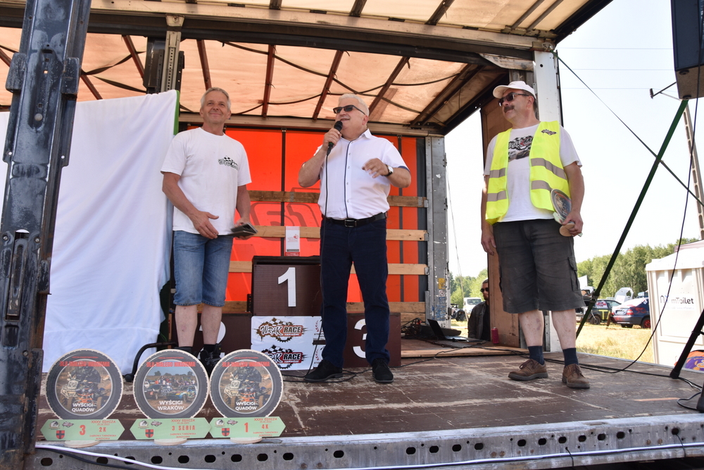 13 DSC 0928 Wrak Race ze wsparciem dla małego Nikodema na ,,lądowisku” w Morzychnie zgromadził tłumy mieszkańców z Powiśla i okolic