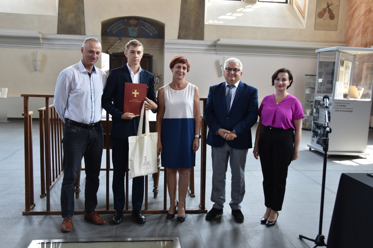 15 DSC 0181 Stypendia Burmistrza Dąbrowy Tarnowskiej