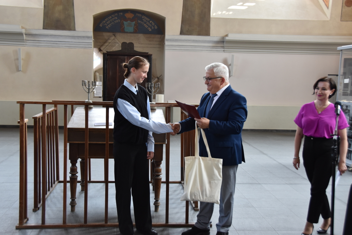 16 DSC 0190 Stypendia Burmistrza Dąbrowy Tarnowskiej