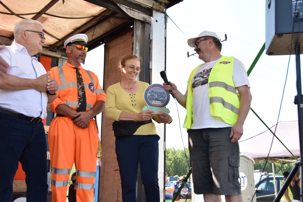 18 DSC 0950 Wrak Race ze wsparciem dla małego Nikodema na ,,lądowisku” w Morzychnie zgromadził tłumy mieszkańców z Powiśla i okolic