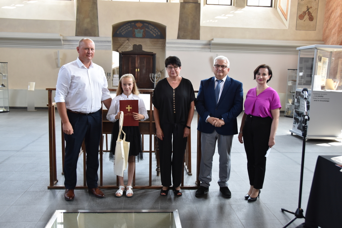 20 DSC 0202 Stypendia Burmistrza Dąbrowy Tarnowskiej