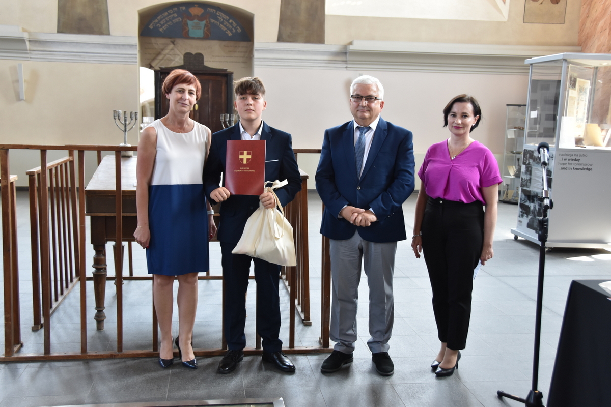 21 DSC 0206 Stypendia Burmistrza Dąbrowy Tarnowskiej