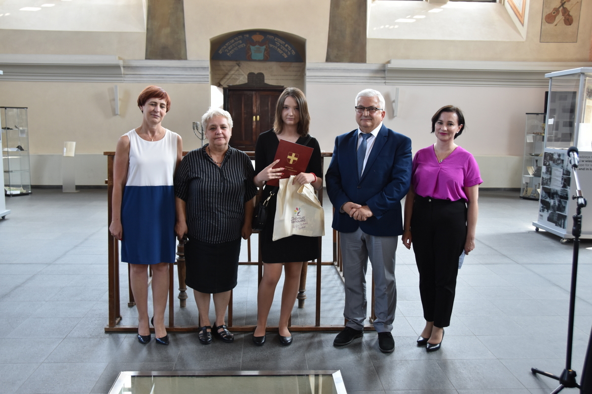 22 DSC 0211 Stypendia Burmistrza Dąbrowy Tarnowskiej