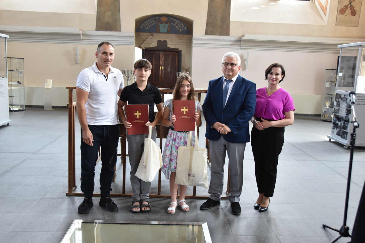 28 DSC 0233 Stypendia Burmistrza Dąbrowy Tarnowskiej