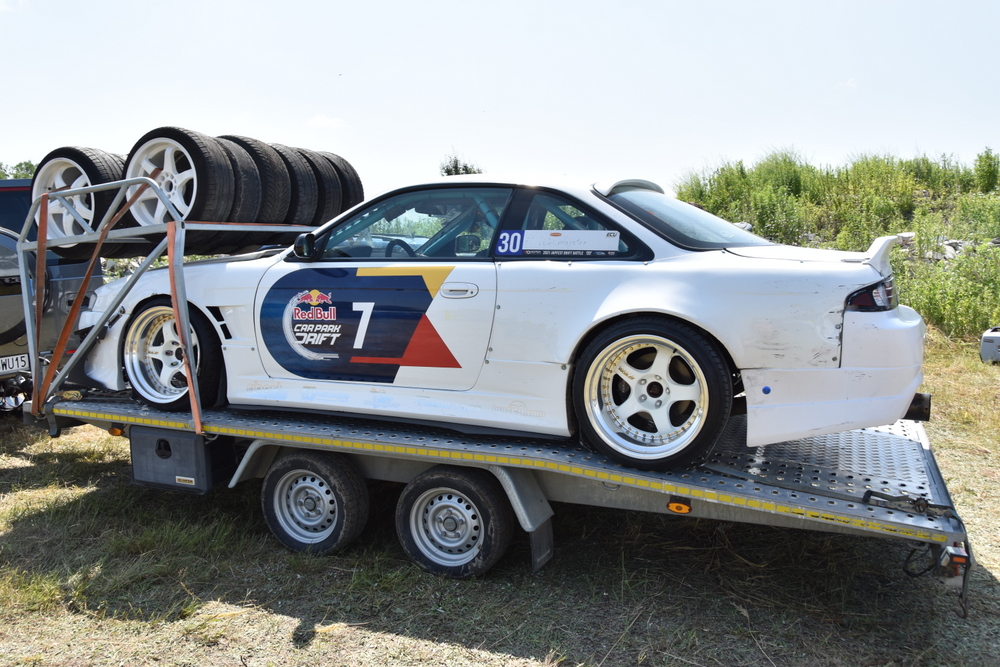 60 DSC 0071 Wrak Race ze wsparciem dla małego Nikodema na ,,lądowisku” w Morzychnie zgromadził tłumy mieszkańców z Powiśla i okolic