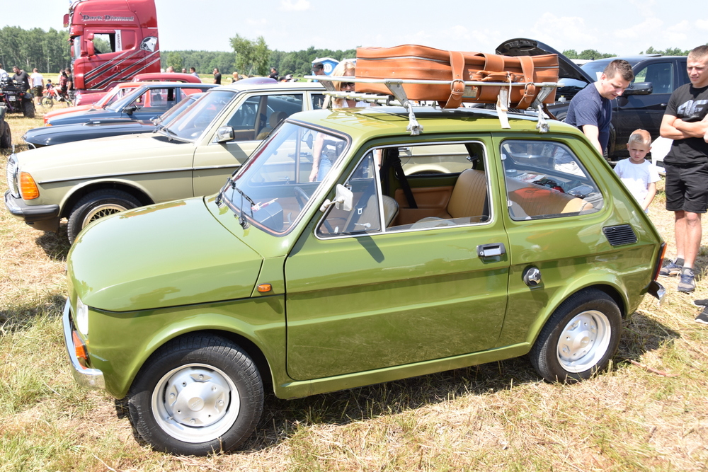 61 DSC 0072 Wrak Race ze wsparciem dla małego Nikodema na ,,lądowisku” w Morzychnie zgromadził tłumy mieszkańców z Powiśla i okolic