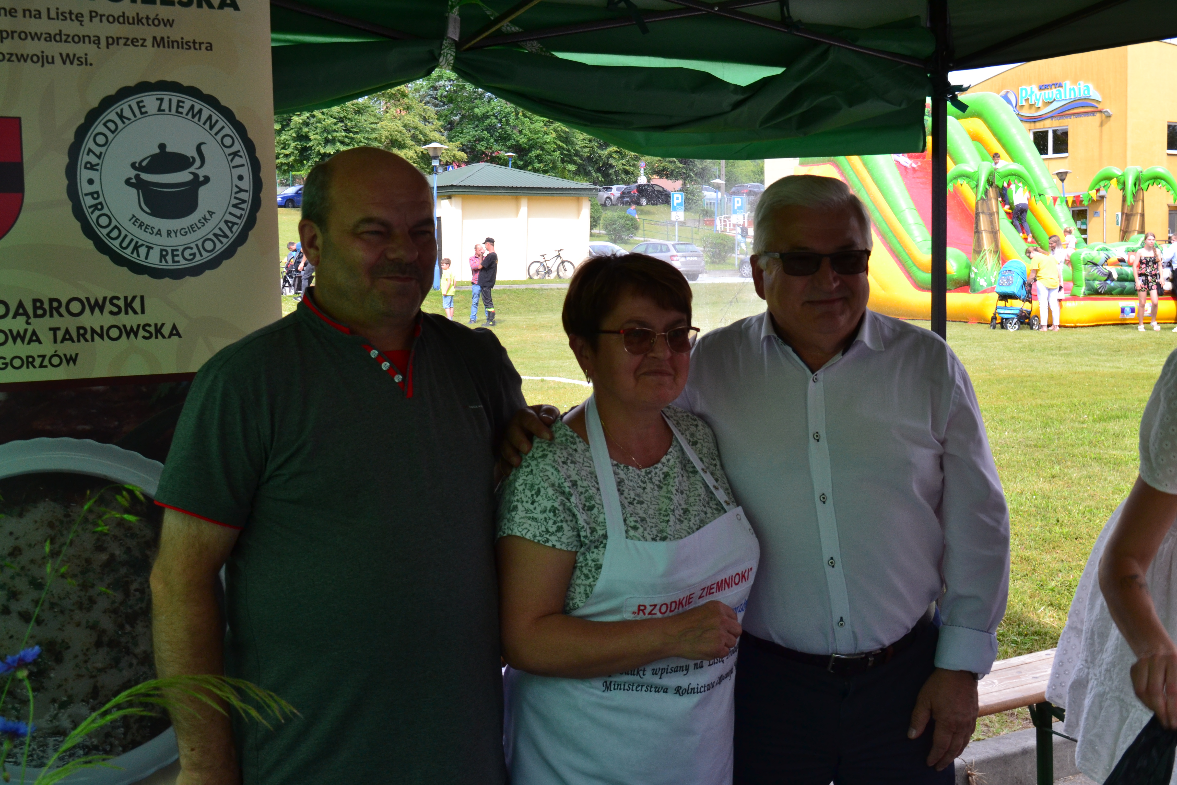 DSC 0964 ,,Dobro. Im więcej go dajesz tym więcej dostajesz . XII Charytatywny Festyn ,,Pomocnej Dłoni