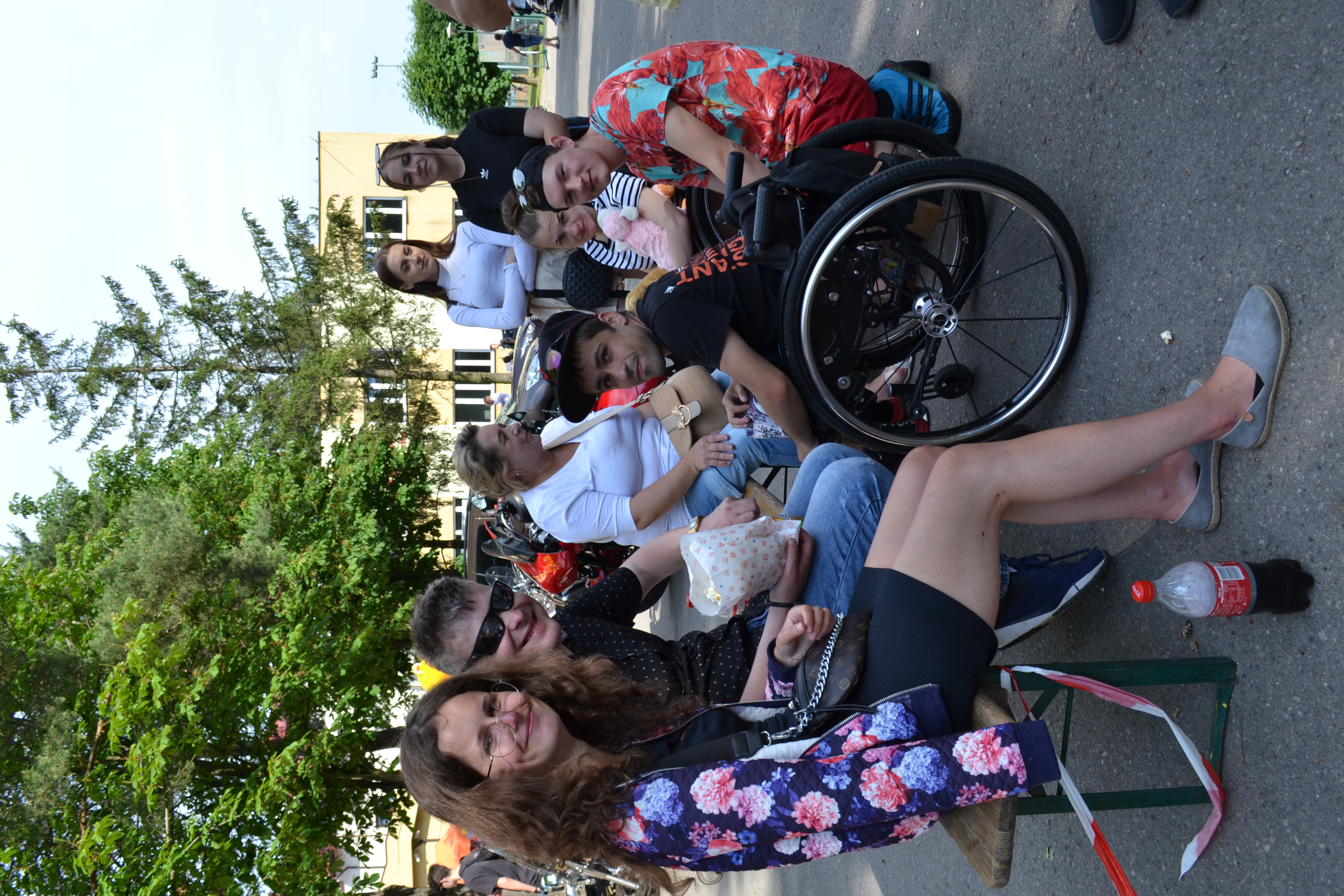 DSC 1040 ,,Dobro. Im więcej go dajesz tym więcej dostajesz . XII Charytatywny Festyn ,,Pomocnej Dłoni