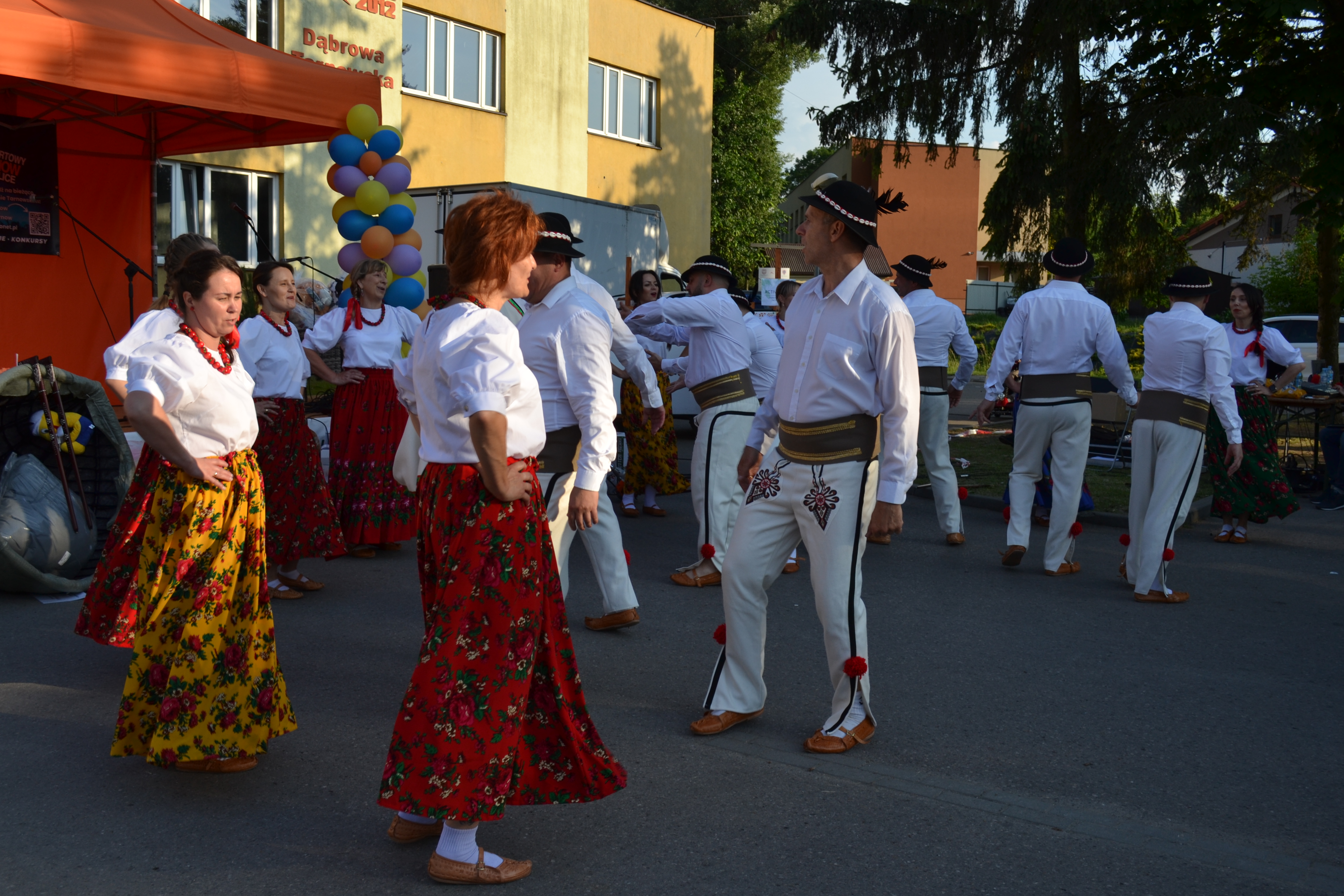 DSC 1082 ,,Dobro. Im więcej go dajesz tym więcej dostajesz . XII Charytatywny Festyn ,,Pomocnej Dłoni