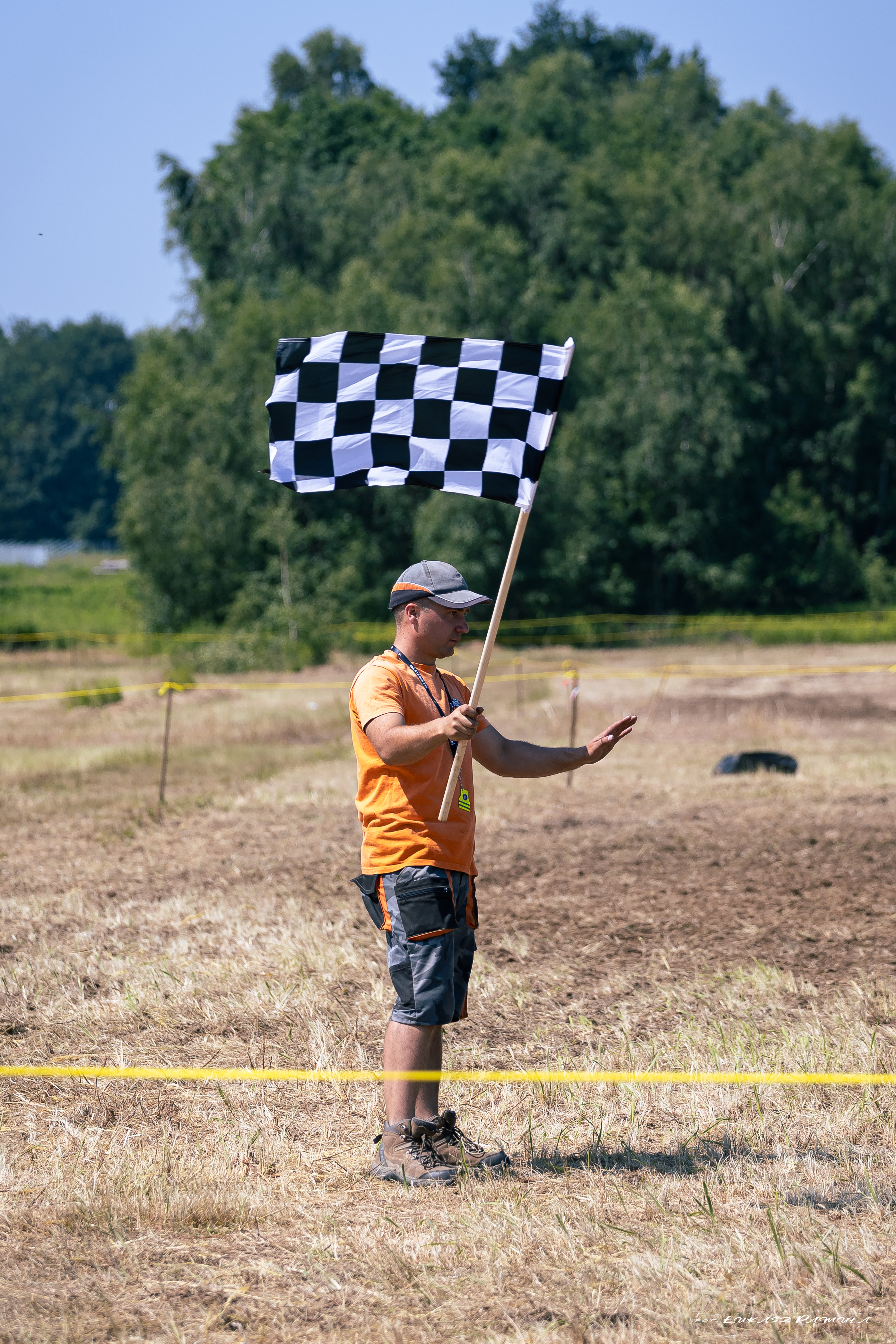 WrakRace25.05.2023 6 Wrak Race ze wsparciem dla małego Nikodema na ,,lądowisku” w Morzychnie zgromadził tłumy mieszkańców z Powiśla i okolic