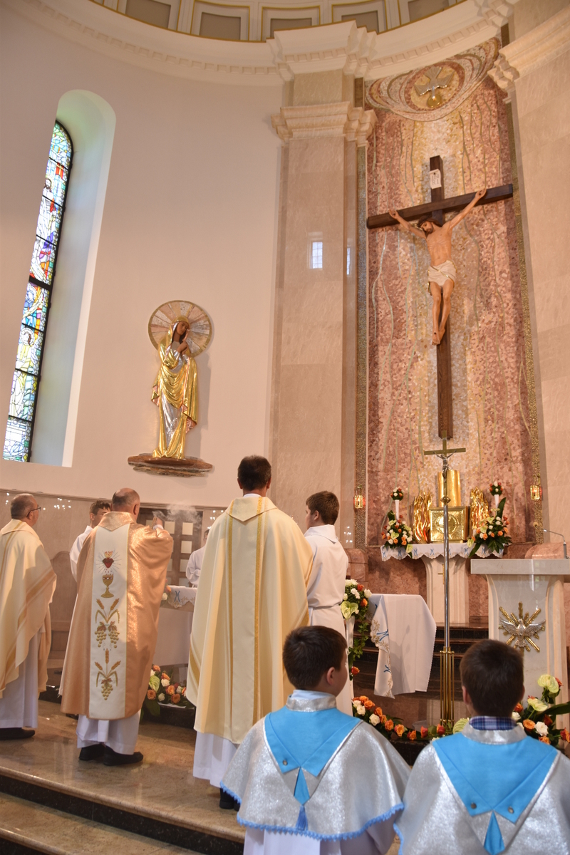 04 DSC 0264 Uroczystości odpustowe oraz jubileusz 25 lecia pracy duszpasterskiej w naszej parafii ks. Zbigniewa