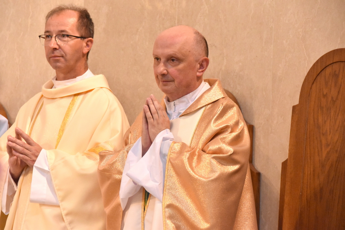 08 DSC 0270 Uroczystości odpustowe oraz jubileusz 25 lecia pracy duszpasterskiej w naszej parafii ks. Zbigniewa