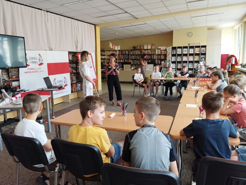 1689068630686 Warsztaty „Symbole w literaturze na start” w MBP w Dąbrowie Tarnowskiej