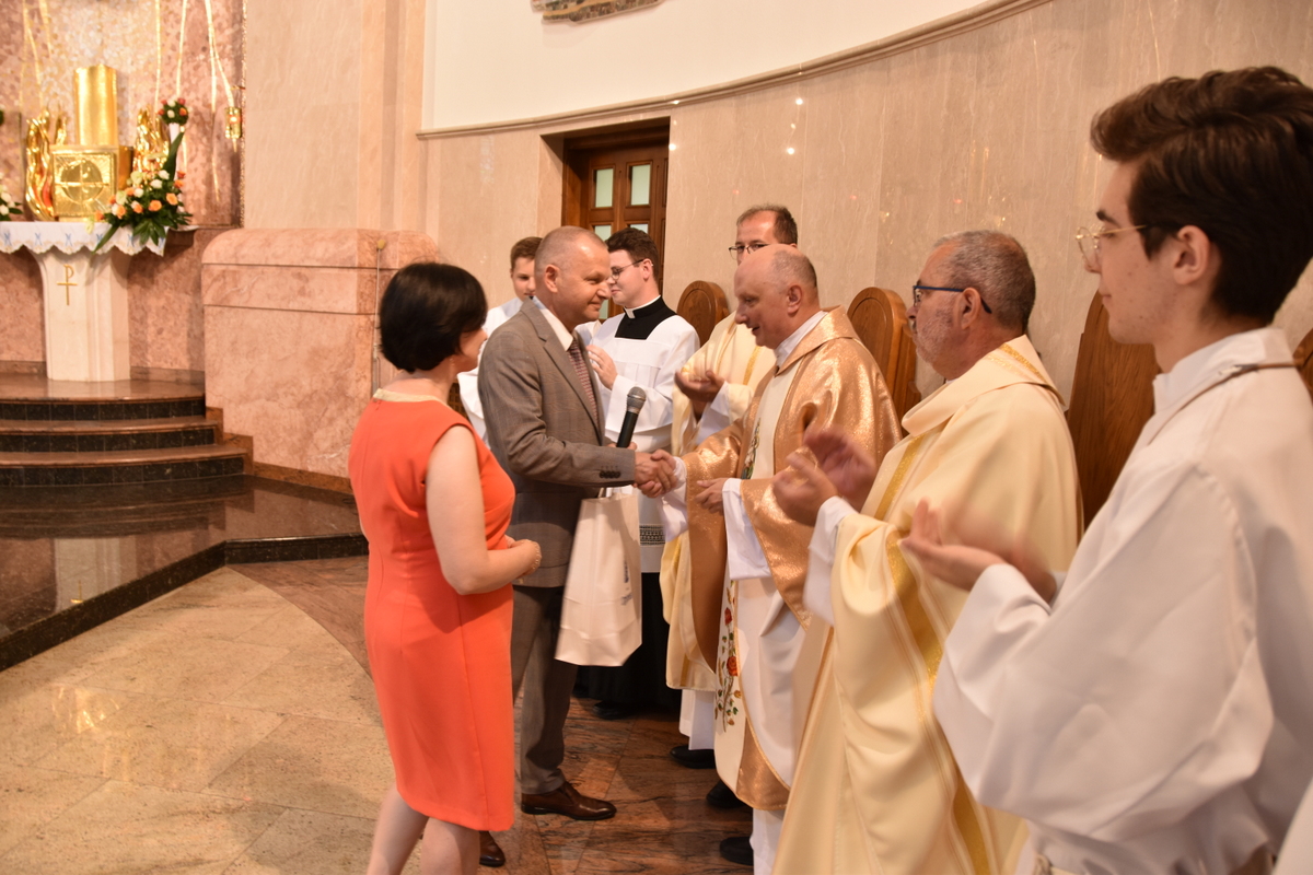 17 DSC 0314 Uroczystości odpustowe oraz jubileusz 25 lecia pracy duszpasterskiej w naszej parafii ks. Zbigniewa