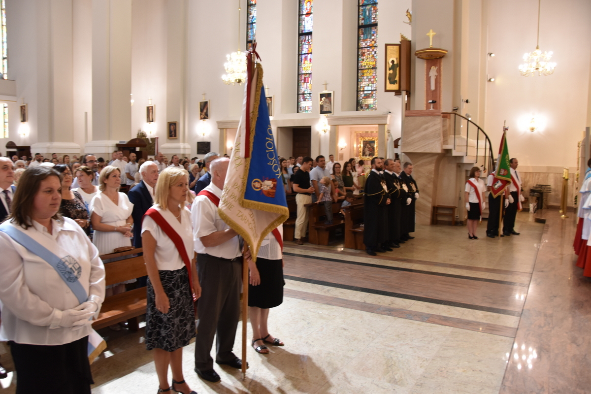 21 DSC 0340 Uroczystości odpustowe oraz jubileusz 25 lecia pracy duszpasterskiej w naszej parafii ks. Zbigniewa