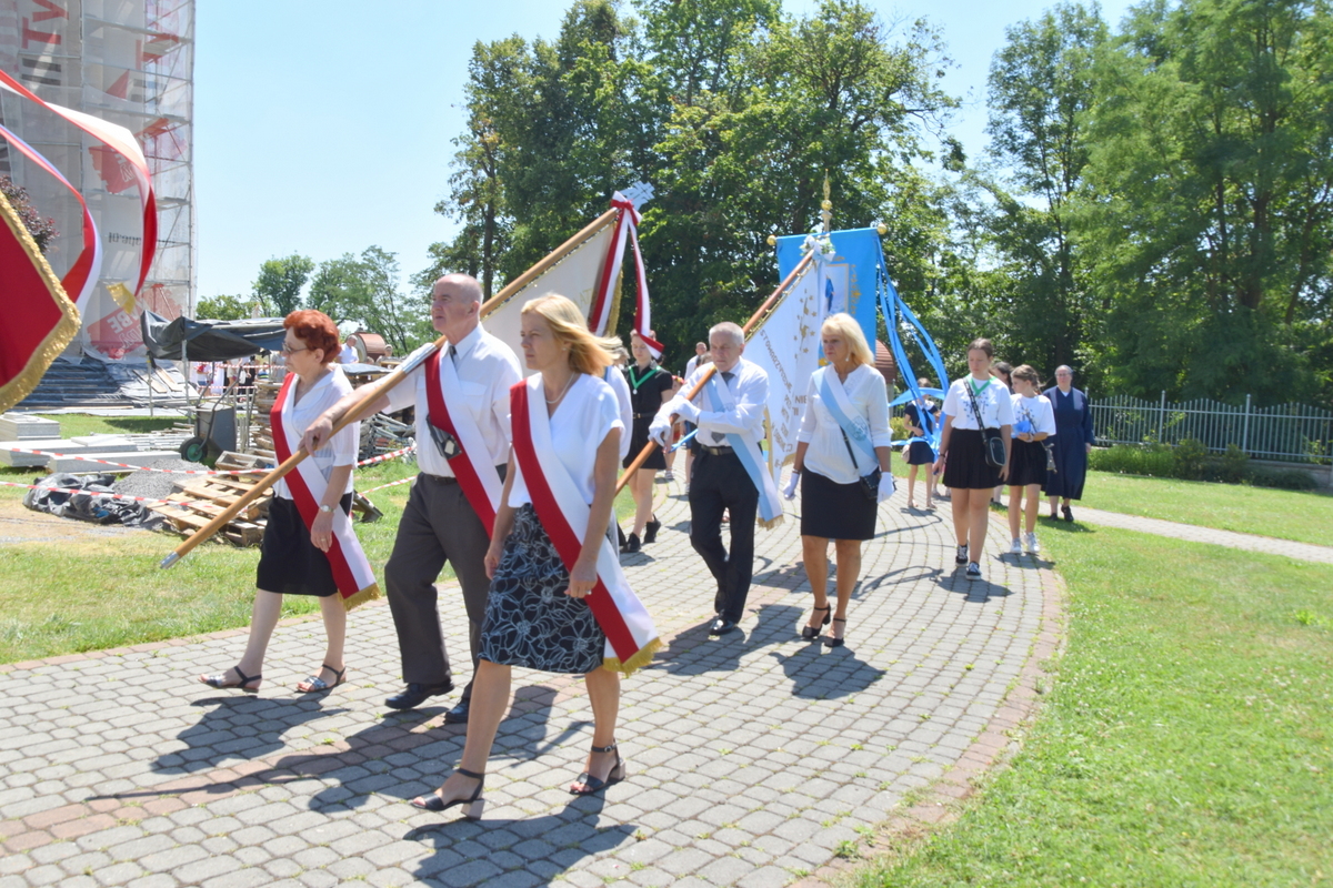 36 DSC 0392 Uroczystości odpustowe oraz jubileusz 25 lecia pracy duszpasterskiej w naszej parafii ks. Zbigniewa
