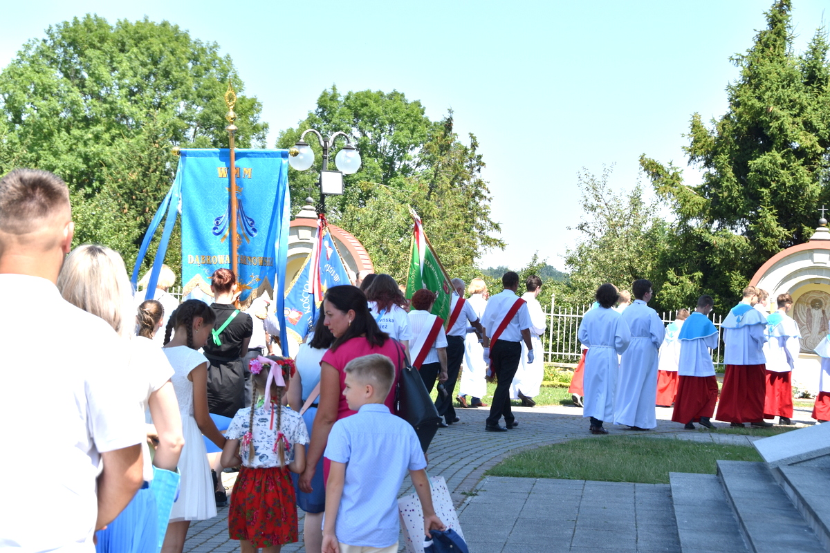 38 DSC 0400 Uroczystości odpustowe oraz jubileusz 25 lecia pracy duszpasterskiej w naszej parafii ks. Zbigniewa