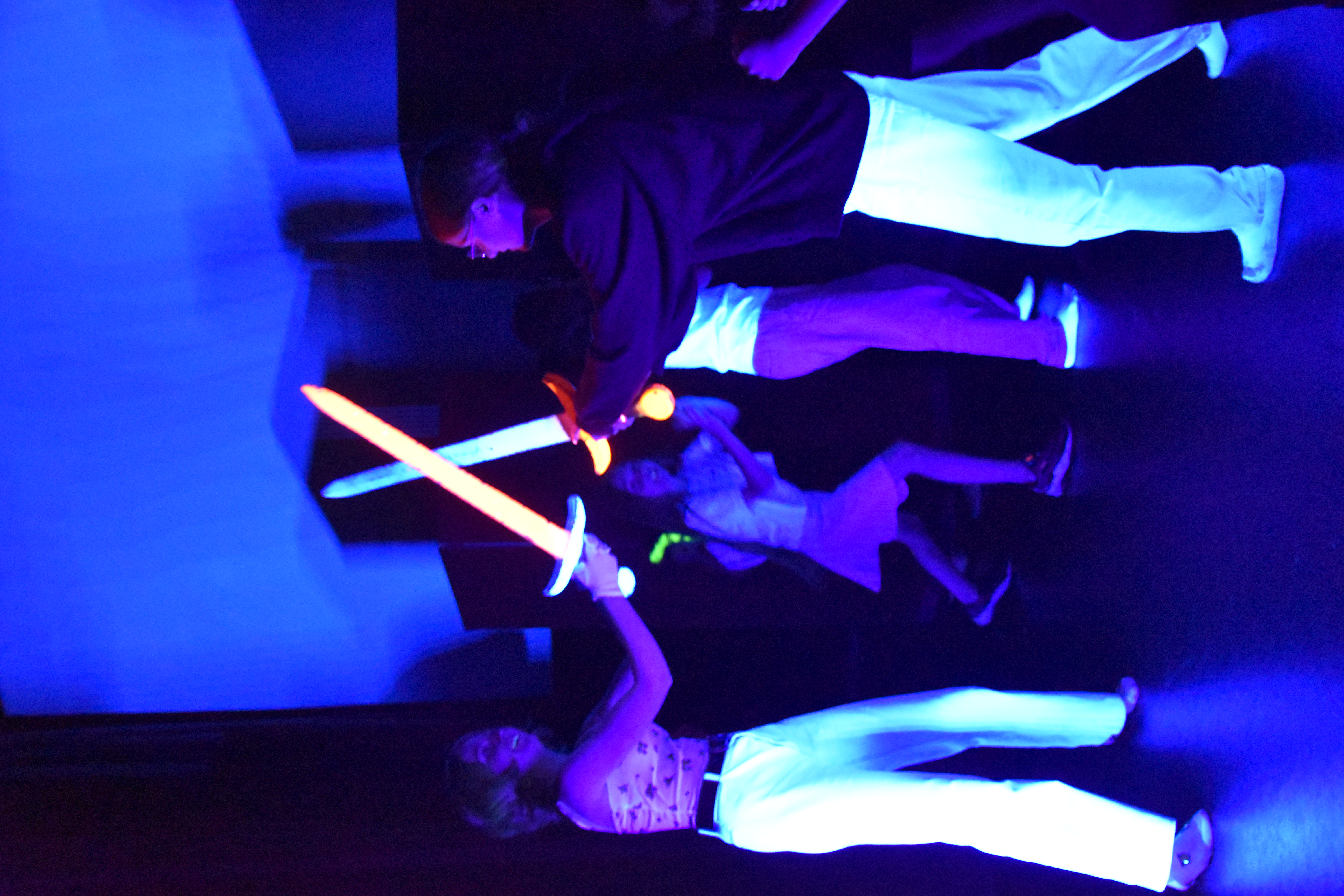 DSC 0212 TEATR TO MAGIA   ODKRYCIA WAKACYJNE DZIECI I MŁODZIEŻY W DDK