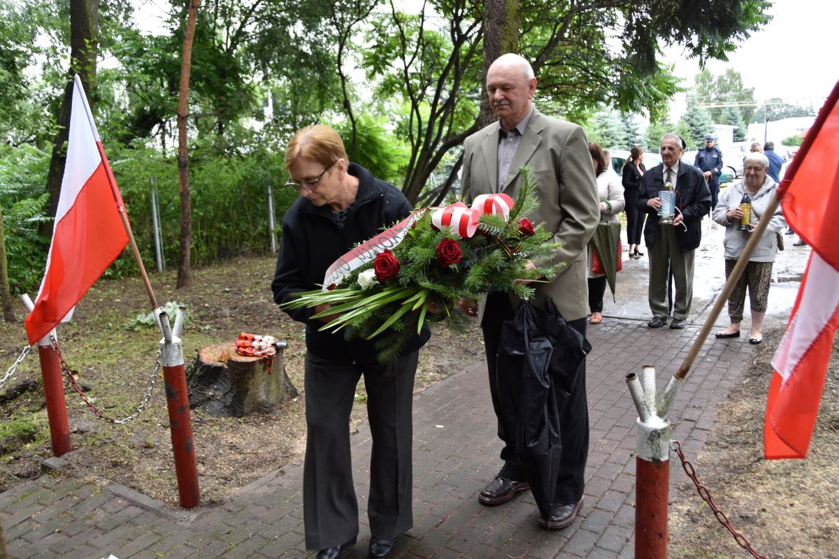 DSC 0613 Uczczono pamięć ofiar zbrodni hitlerowskiej przeprowadzonej w lasku Danielnik