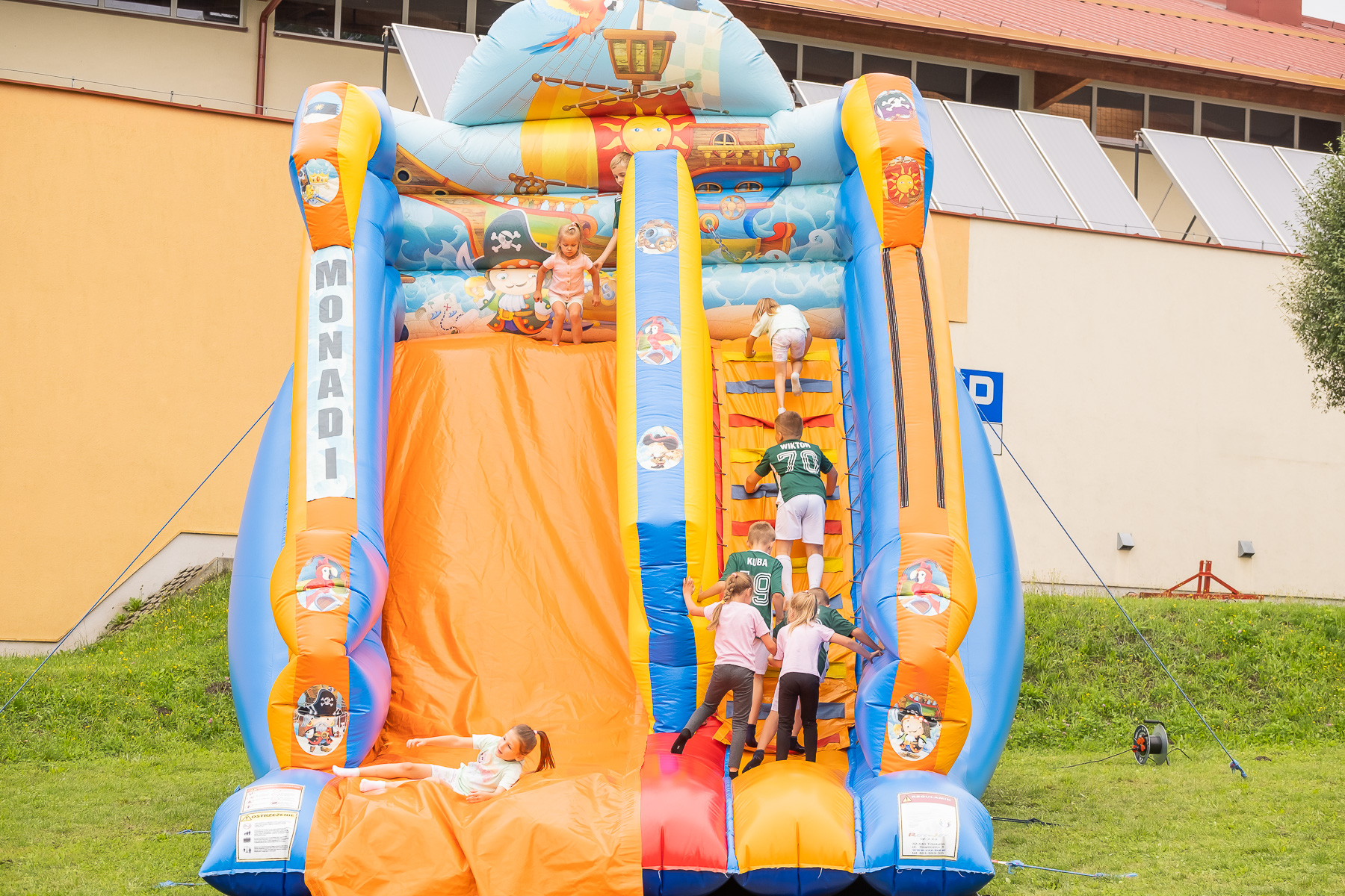 0111 Festyn Rodzinny organizowany przez klub Dąbrovia oraz Urząd Miejski w Dąbrowie Tarnowskiej