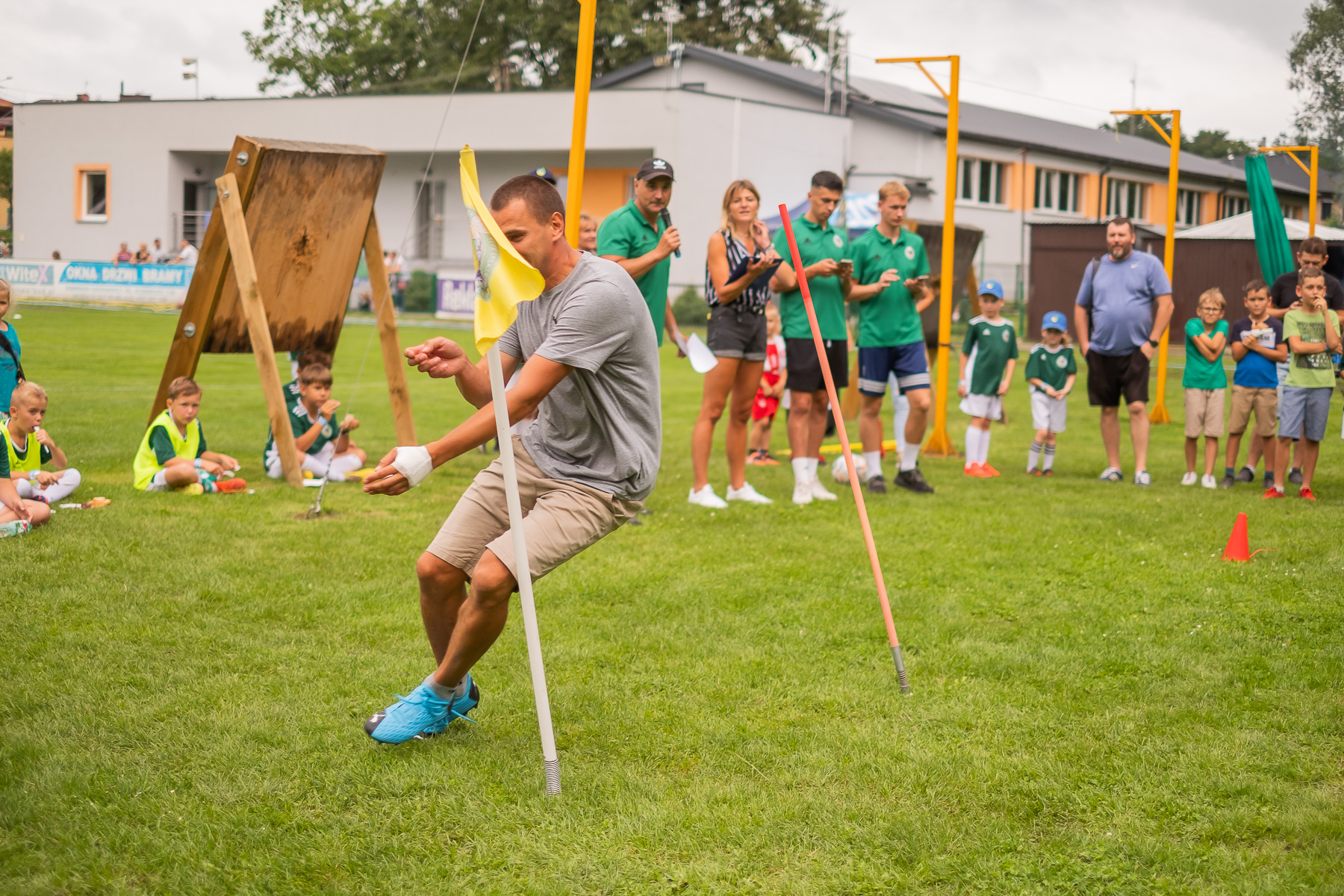 0751 Festyn Rodzinny organizowany przez klub Dąbrovia oraz Urząd Miejski w Dąbrowie Tarnowskiej