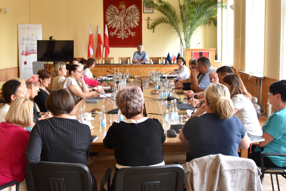 2 DSC 0051 Posiedzenie Komisji ds. Oświaty, Kultury i Wychowania