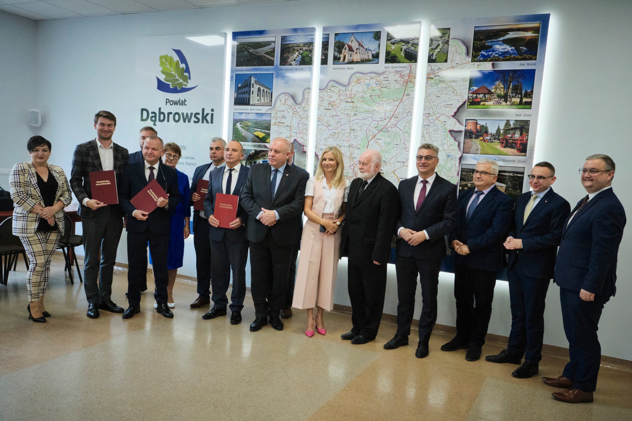 366033645 696804415818658 8840673983587342230 n Dodatkowe środki z budżetu państwa dla Gminy Dąbrowa Tarnowska