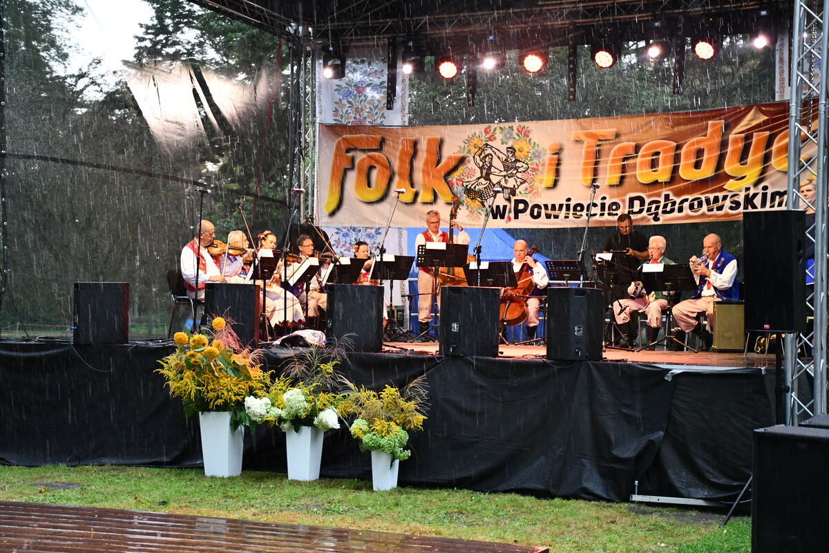 DSC 0038 2a52a3a2 Festiwal Zespołów Folklorystycznych