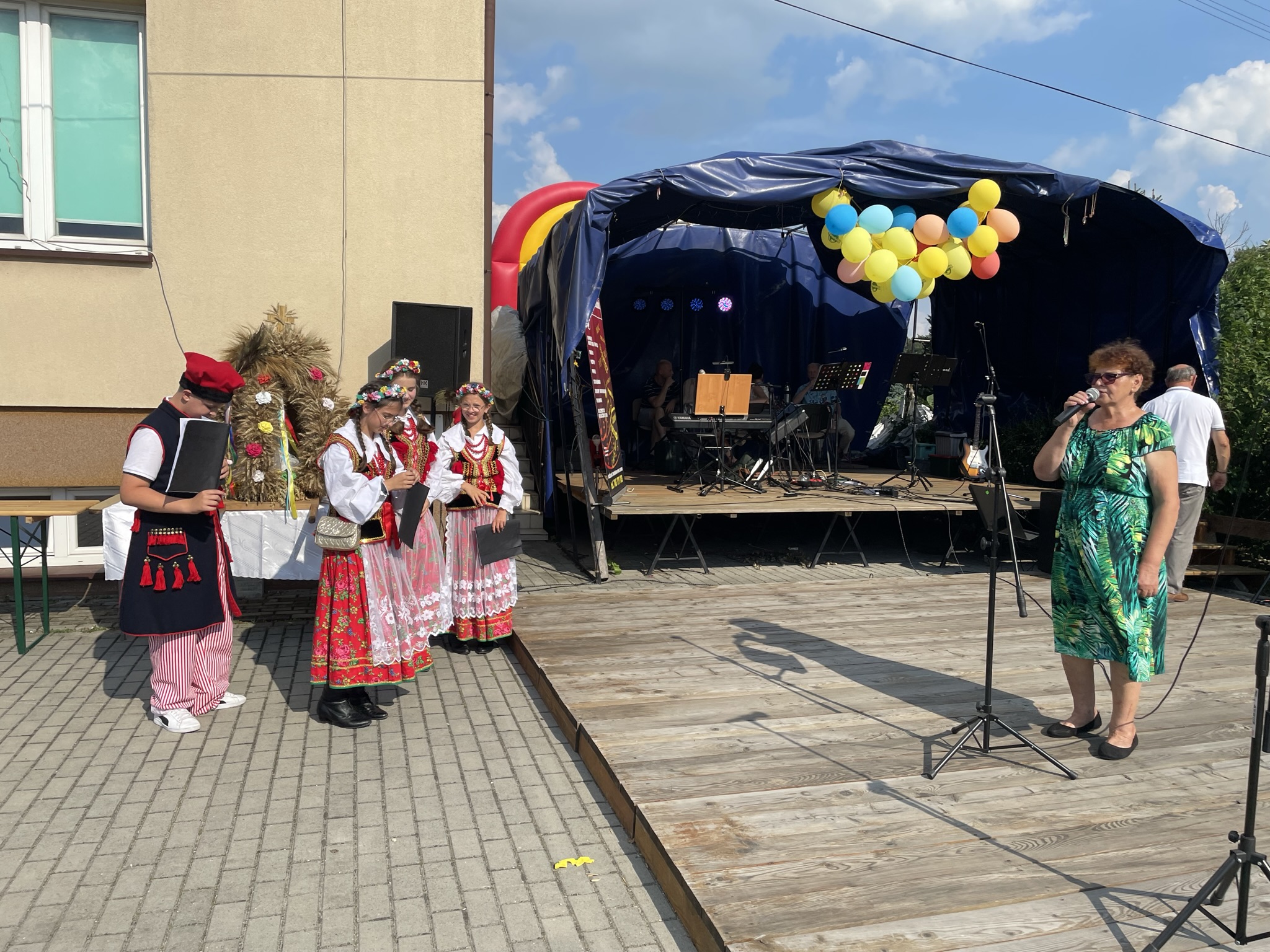 %name Obrzęd dożynkowy i festyn profilaktyczny w Gruszowie Wielkim