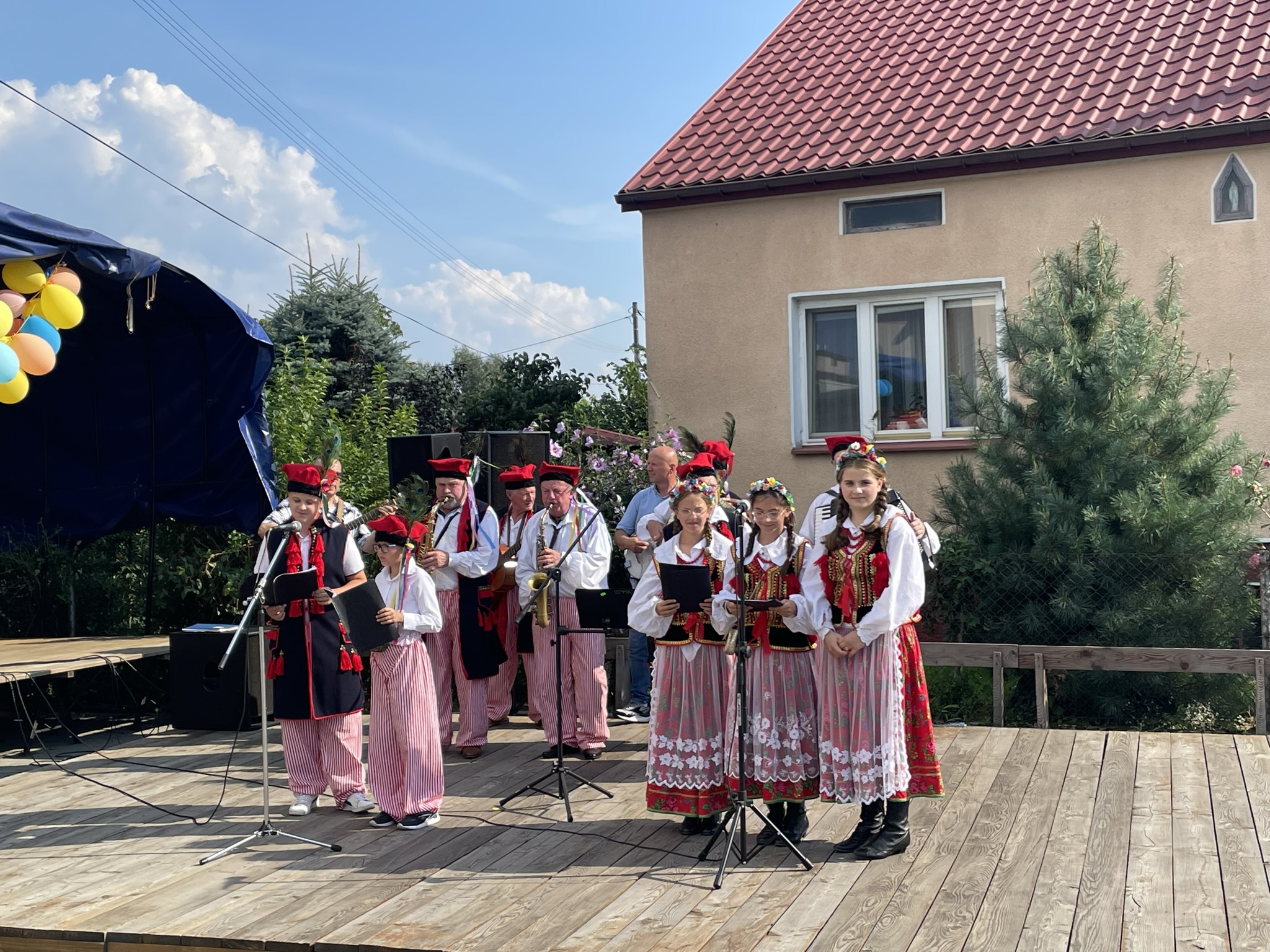 %name Obrzęd dożynkowy i festyn profilaktyczny w Gruszowie Wielkim