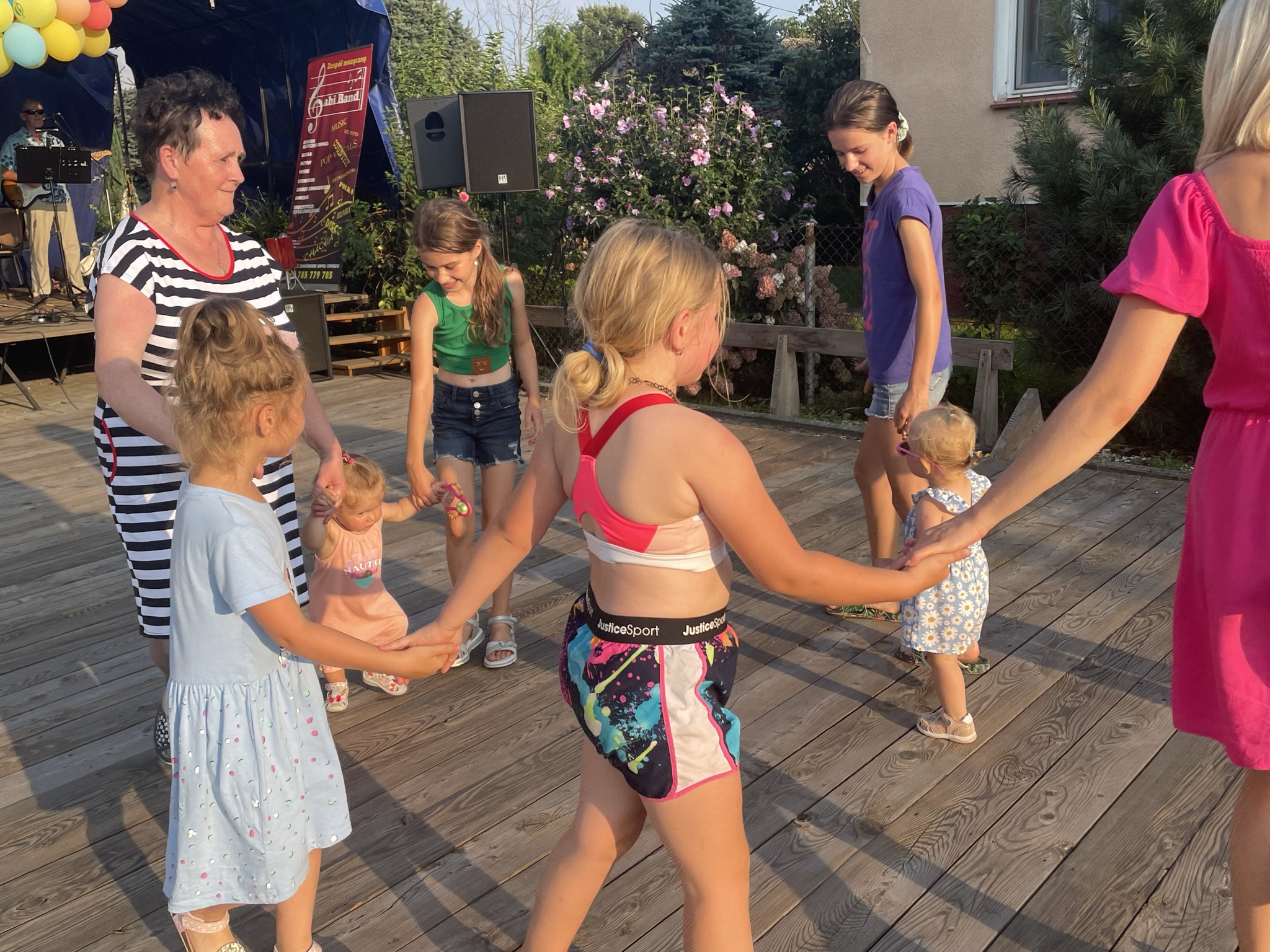 %name Obrzęd dożynkowy i festyn profilaktyczny w Gruszowie Wielkim