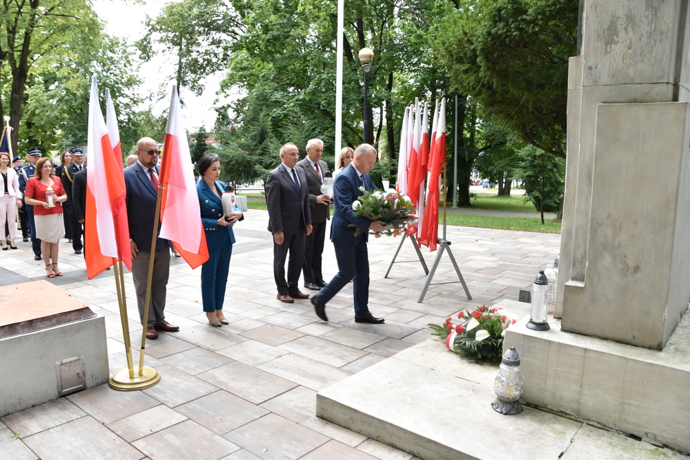 06 DSC 0065 Uczczono pamięć poległych w II wojnie światowej