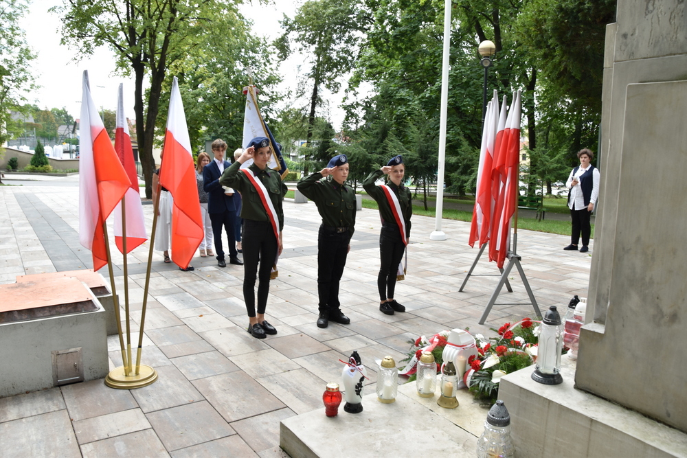 12 DSC 0085 Uczczono pamięć poległych w II wojnie światowej