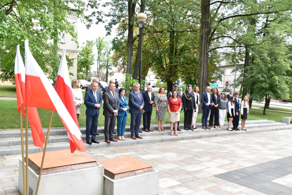 16 DSC 0093 Uczczono pamięć poległych w II wojnie światowej