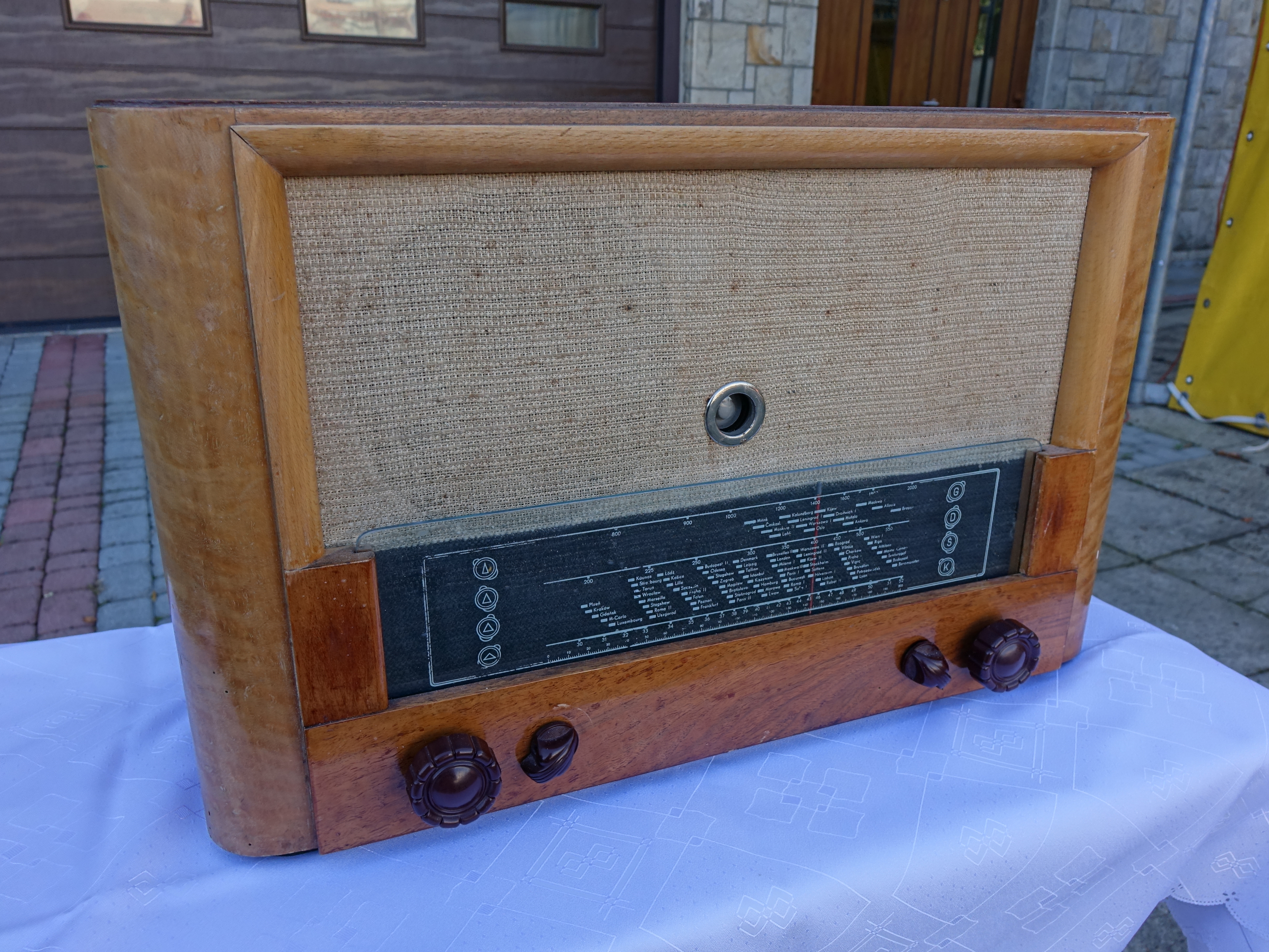 DSC03030 KONCERT DUETU AKORDEONISTÓW UŚWIETNI WERNISAŻ NIEZWYKŁEJ WYSTAWY W OSK