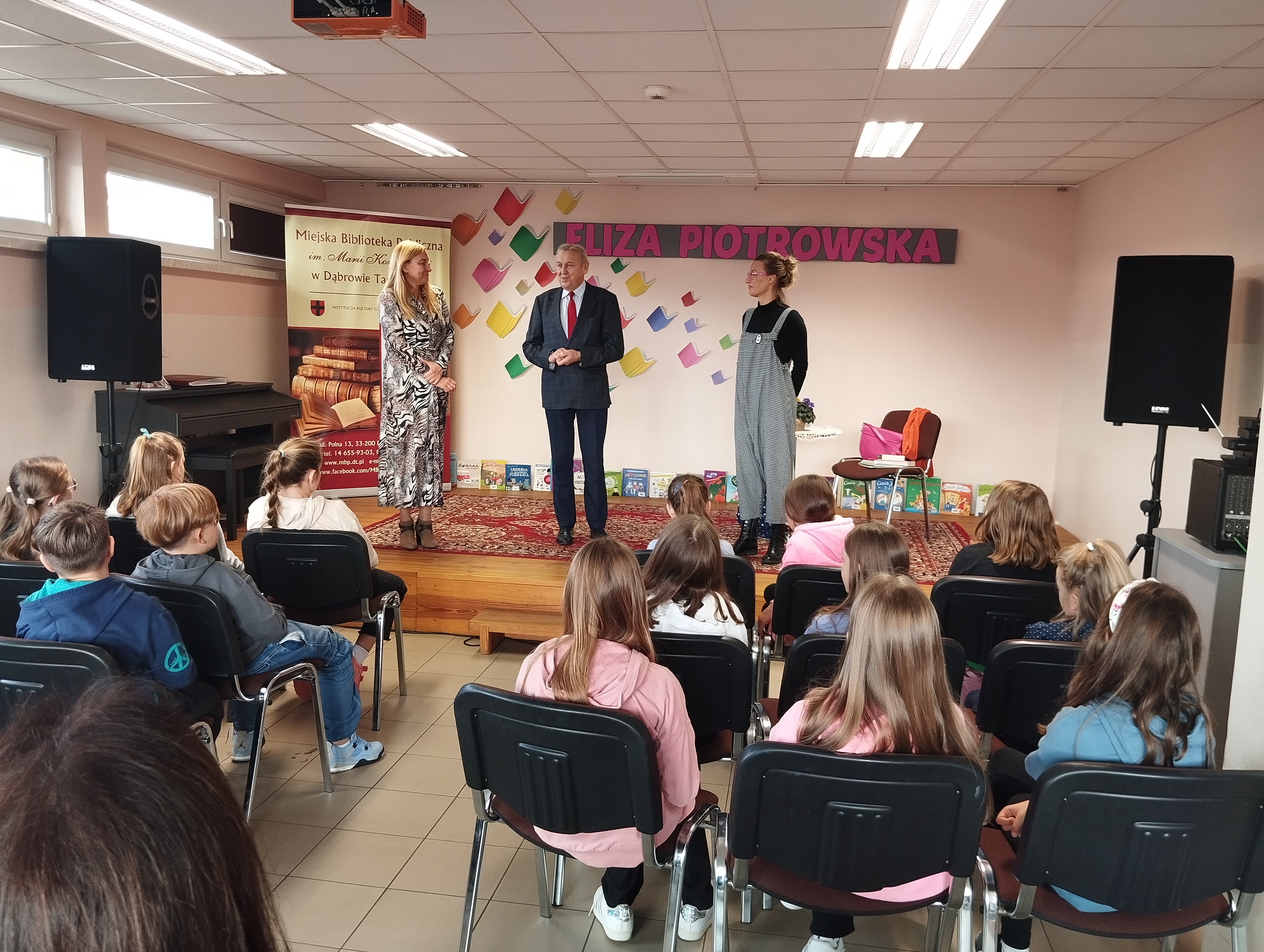 1698057677941 Spotkanie autorskie z Elizą Piotrowską w MBP