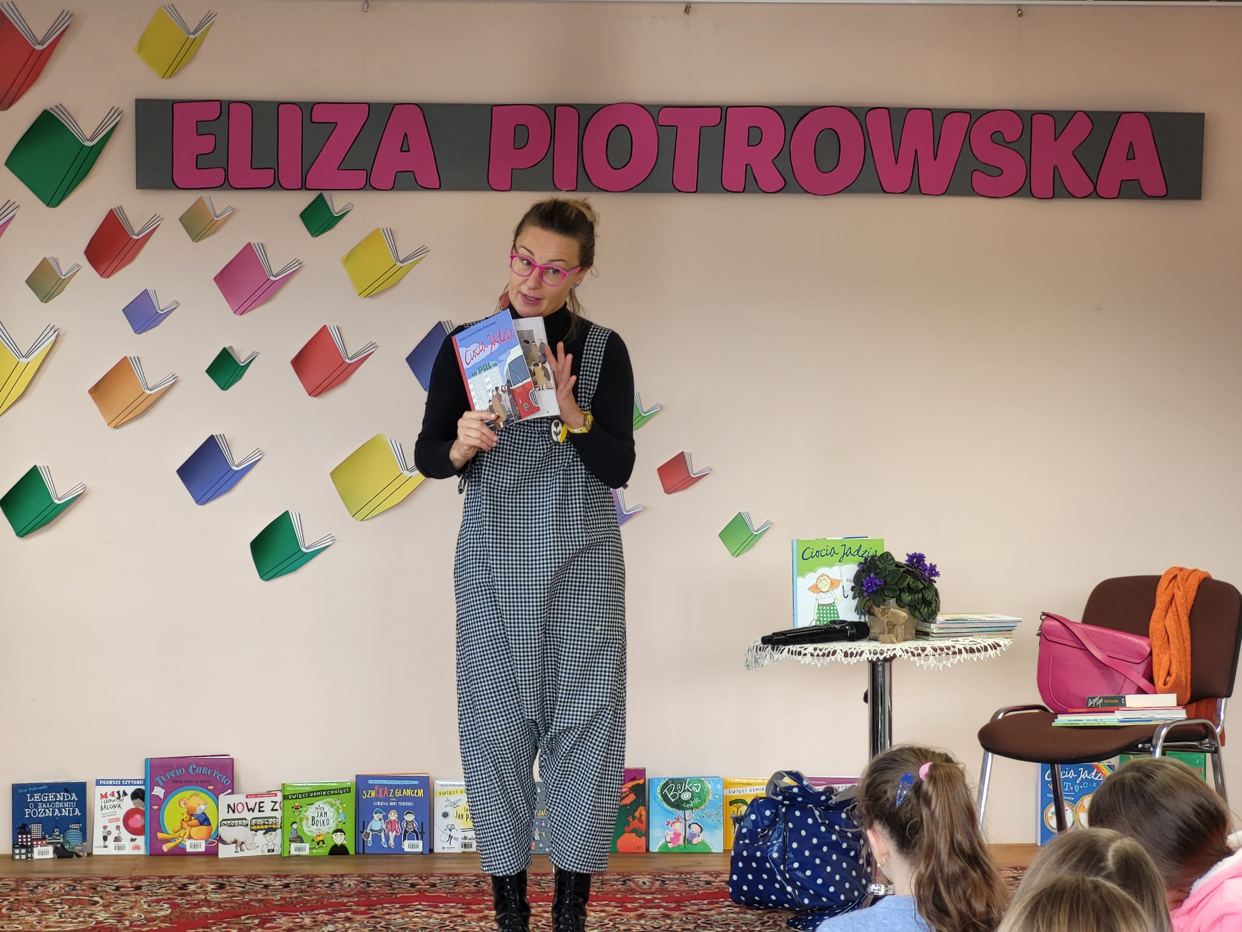 20231023 115520 Spotkanie autorskie z Elizą Piotrowską w MBP