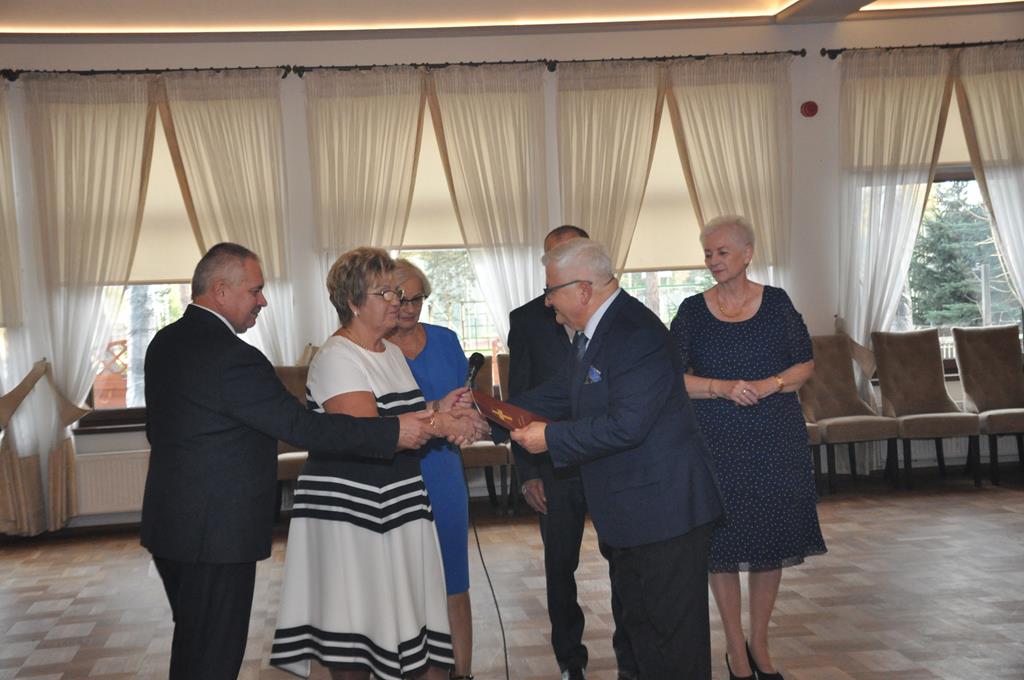 DSC 0064 Copy Dzień Seniora w dąbrowskim oddziale Polskiego Związku Emerytów, Rencistów i Inwalidów