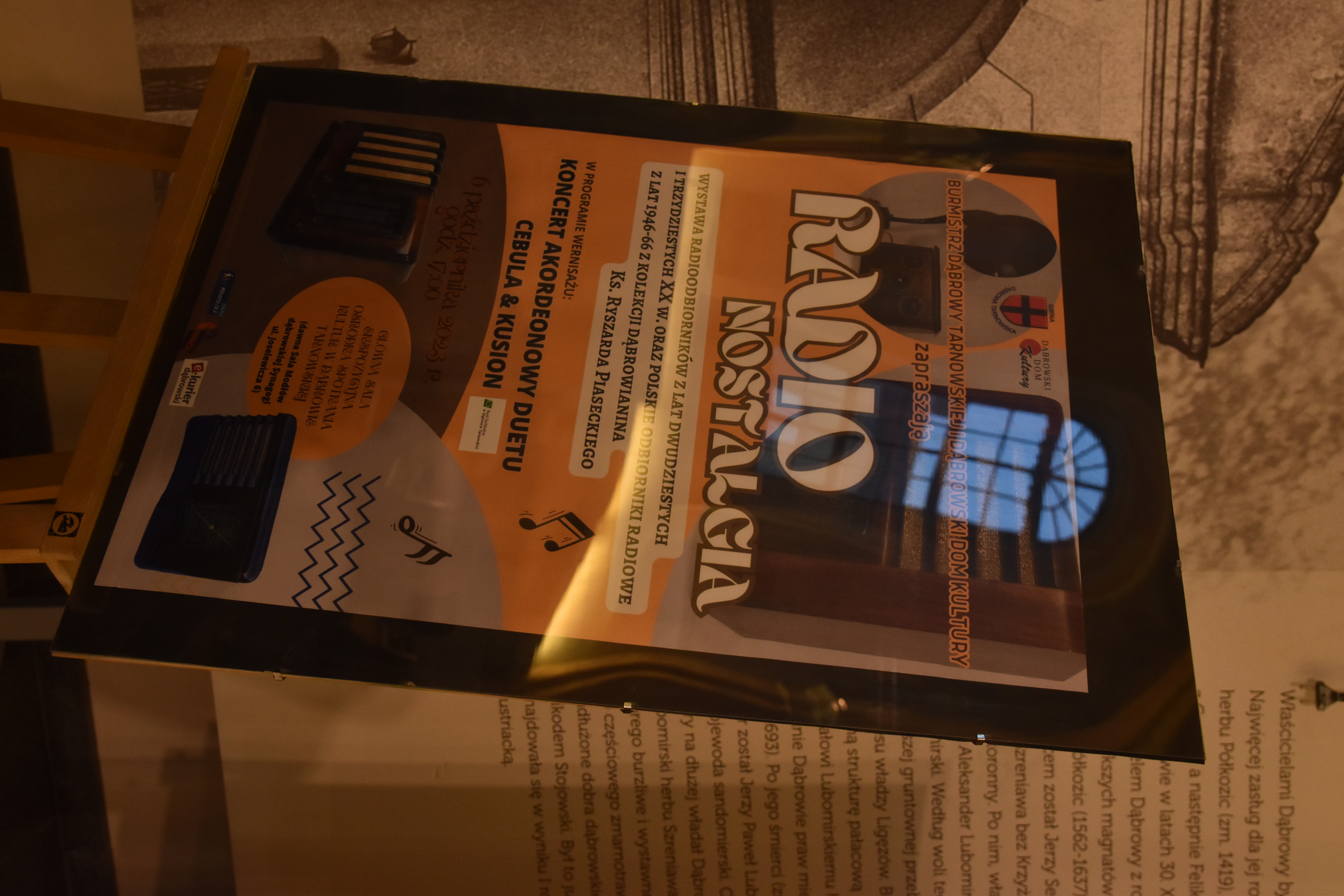 DSC 0359 WERNISAŻ WYSTAWY „RADIO NOSTALGIA” W OSK