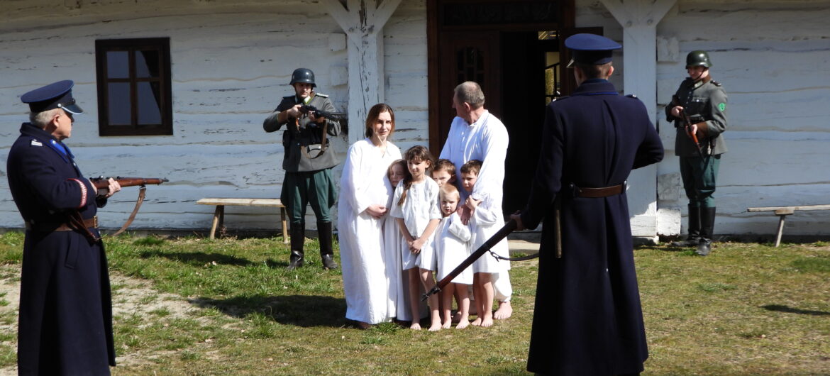 ul1 DOKUMENT O RODZINIE ULMÓW W „SOKOLE”