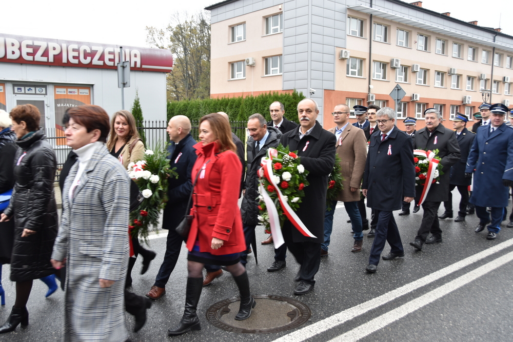 014 DSC 0657 Uroczyste obchody Święta Niepodległości w stolicy powiatu dąbrowskiego