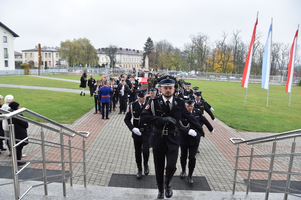 018 DSC 0680 Uroczyste obchody Święta Niepodległości w stolicy powiatu dąbrowskiego
