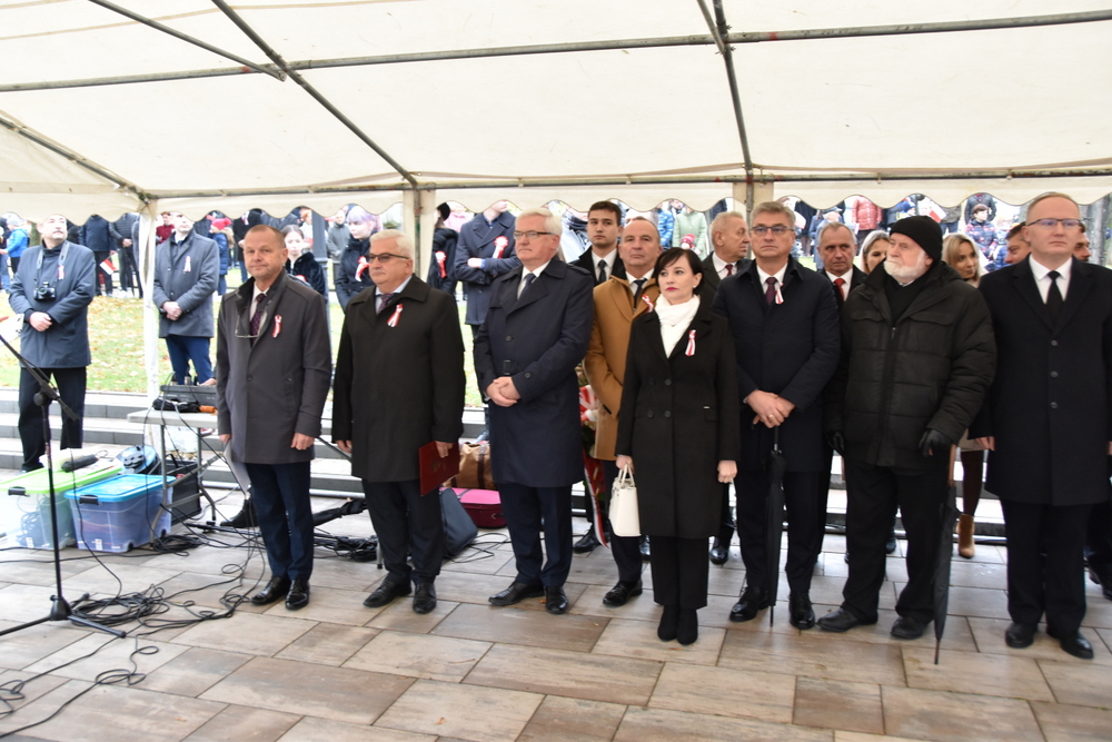 036 DSC 0733 Uroczyste obchody Święta Niepodległości w stolicy powiatu dąbrowskiego