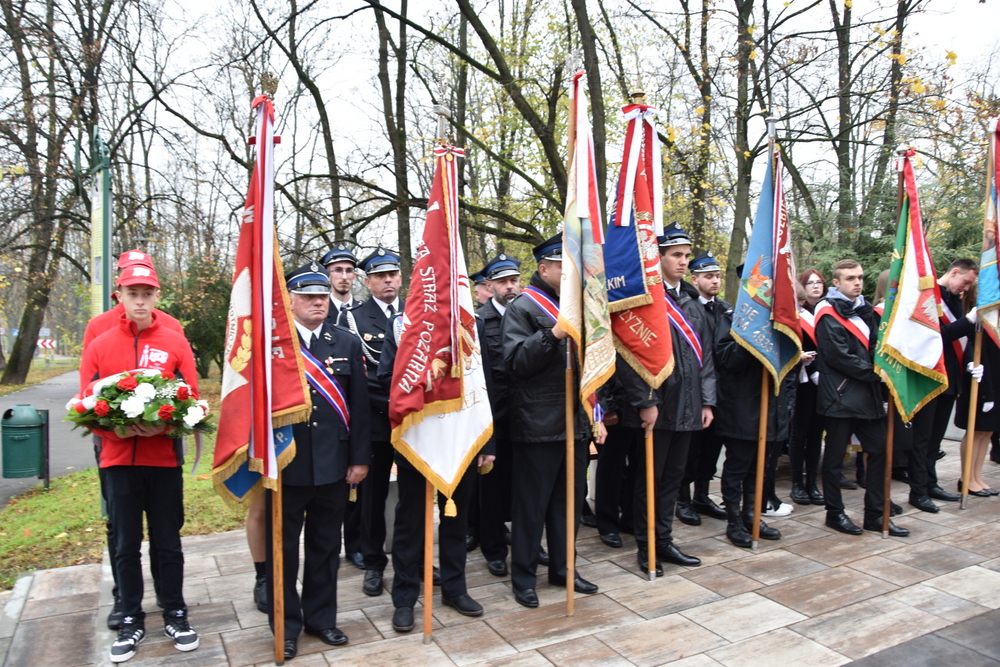 055 DSC 0761 Uroczyste obchody Święta Niepodległości w stolicy powiatu dąbrowskiego